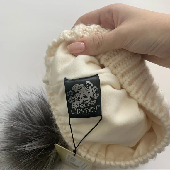 winter hat with real fur on top main image 5